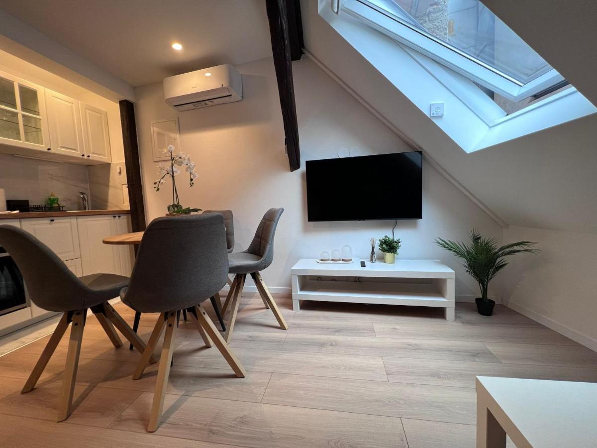 Studio Apartman Mia Zagreb Extérieur photo